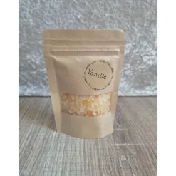 Badesalz^Kleine Wohlfühlmanufaktur Badesalz handgemacht, Vanille, mediterranes Meersalz in Kraftpapiertüte