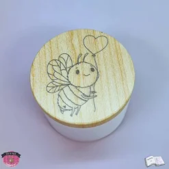 Buecherelfe77 DIY Döschen „Biene“ – Kleines Metalldöschen mit Holzoptik & Gravur