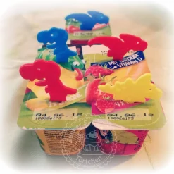 3DREAMS 9er Set Dinosaurier Joghurt-Selbstmacheis-Stäbchen Eissticks Dinos bunt Eis Sticks Eisstäbchen ideal für Kinder-Geburtstage DIY eis am Stiel aus Bio-Kunststoff Made in Germany