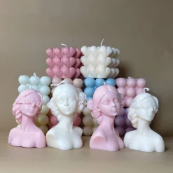 13gramm.store Girl Face Body Hair Flowers Candle | Dekor Blumen Mädchen Gesicht Geschenk Kerze Sojawachs | Handmade, Germany | vegan