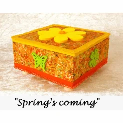 Kisten & Boxen^FARBCOMFORT by MONIKA UHL großer schmuckkasten unikat schmuckaufbewahrung frühling holz große schmuckbox kunst box schmuckschatulle