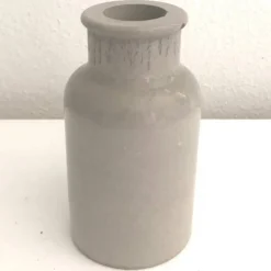 Clearance Brittis Betonhuus Hübsche kleine Vase aus Beton für Trockenblumen, auch als Kerzenständer, 10 cm hoch