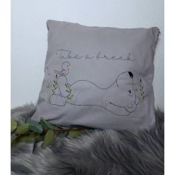 Tina S Kuschelkissen bestickt mit Take a break
