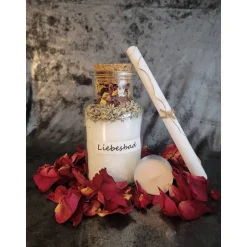 JulesWitchMagic Liebesbad, Selbstliebe / Herzheilung – 250 ml geweiht, Kerze & Anleitung Heilung der Beziehung und Selbstln Liebeskummer