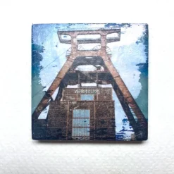 Best BildArt Magnet „Zeche Zollverein“ – handgefertigte Fliese mit Förderturm-Motiv | Industrielles Ruhrpott-Souvenir von