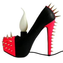 New Interieur-Idee Moderne Tischlampe | sexy Nachttischlampe aus echten Plateau High Heels mit Spikes, schwarz & pink