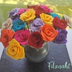 Kunstblumen & -Pflanzen^Filznaht Rose