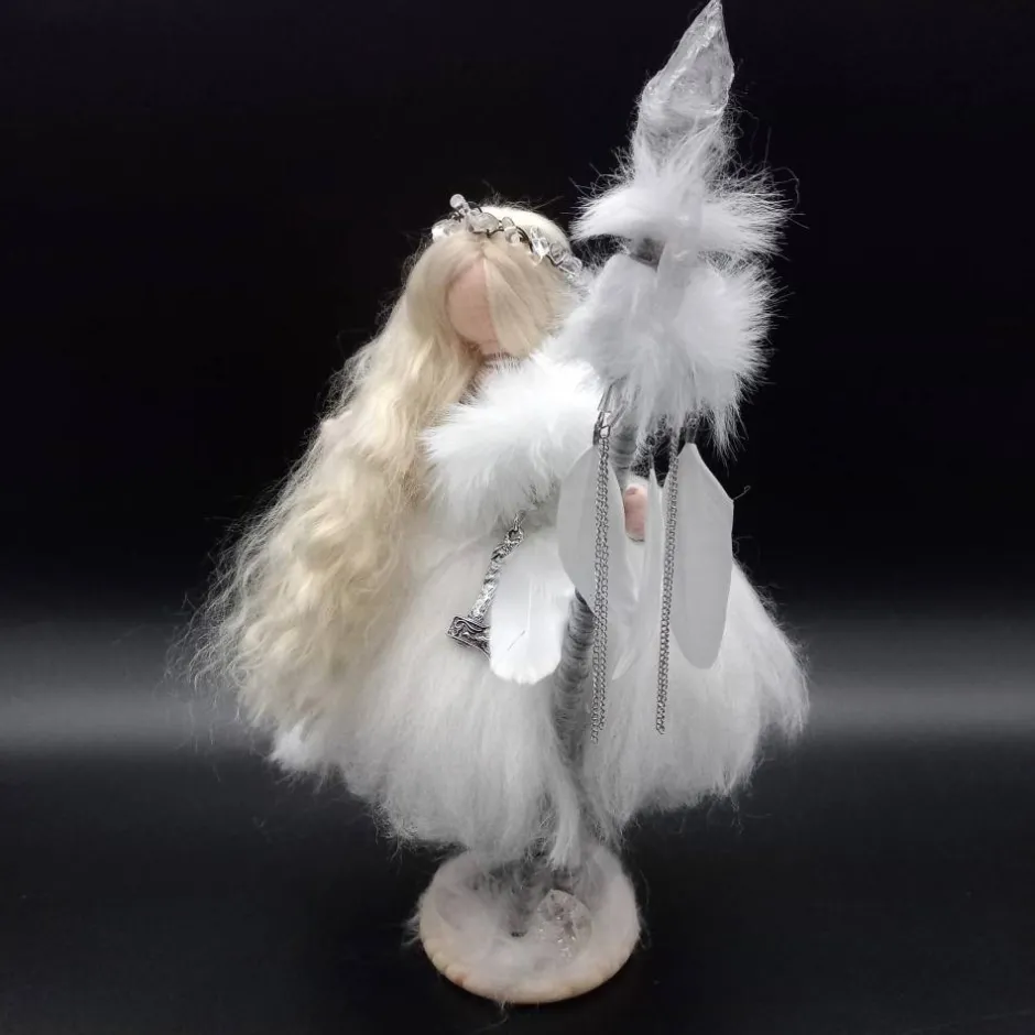 Discount Märchenglanz Schamanenelfe ISADORA - Schamanin Filzfigur mit Bergkristall Wegbegleiterin Filzelfe Filzkunst Altarfigur