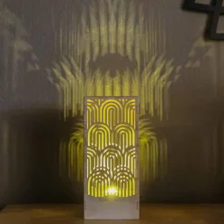 Sale ARLUMA Tischlampe aus FSC-Holz, Kabellose Lampe mit geometrischem Lichtspiel, handgefertigt in Tirol, warme Atmosphäre, Licht f