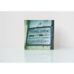 Wanddeko^BildArt Vorsicht, Aufzug, Lost Place, marode, verlassenes Haus, Villa, Foto auf Holz, im Quadrat, 10 x 10 cm